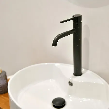 Apartment Bexis Residences Hydra